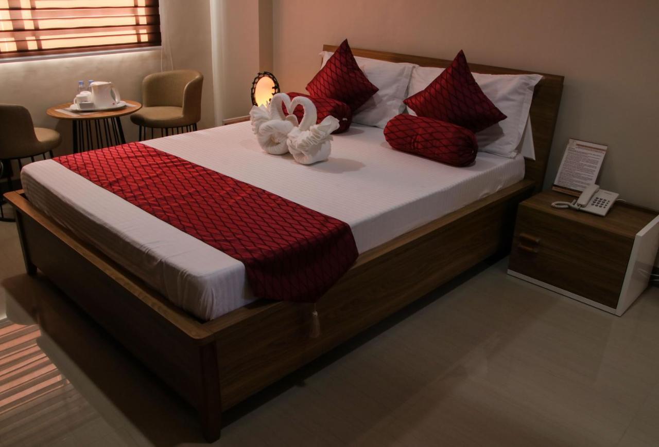Dulli Transient House Appartement Lipa City Buitenkant foto